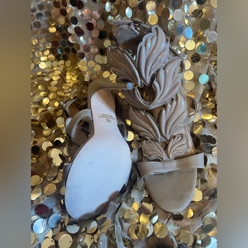 Olivia Jayme’s gladiator heels - Picture 10 of 11
